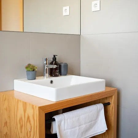 Hotel Oakstone Hills