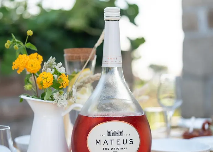 מלון Oakstone Hills *